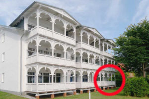 Lage der Ferienwohnung 10 in der Strandresidenz Juliusruh Lage der Ferienwohnung 10 in der Strandresidenz Juliusruh