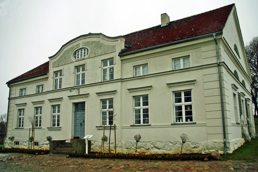 Gutshaus Gobbin im Jahr 2005