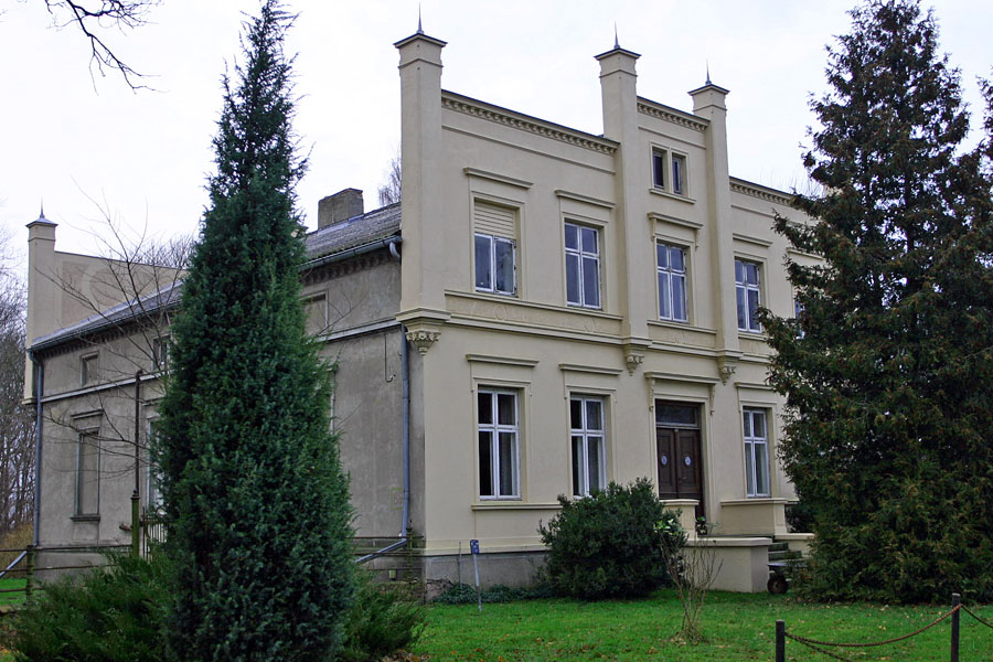 Herrenhaus Poggenhof im Jahr 2005