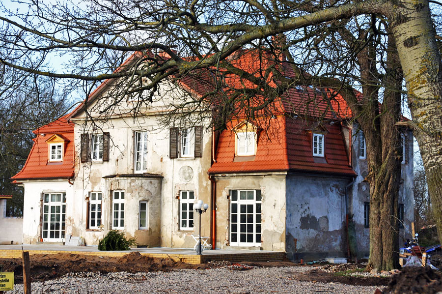 Gutshaus Poppelvitz im Jahr 2005