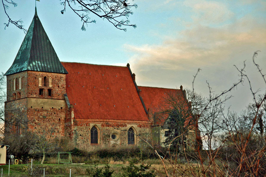 St. Paulikirche Bobbin im Jahr 2005