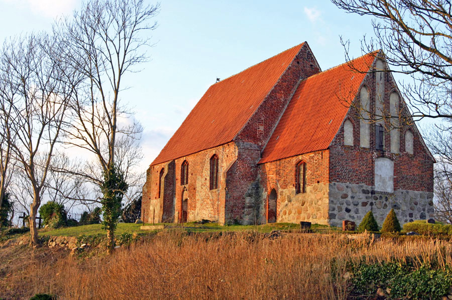 Maria-Magdalena Kirche Neuenkirchen im Jahr 2005