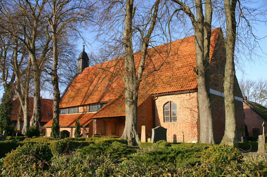 St. Marien Kirche Waase 2005