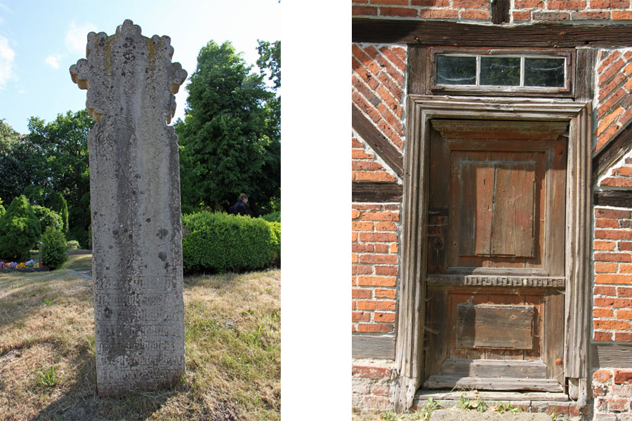 Mordwange und Tür der Dorfkirche Gustow im Jahr 2016