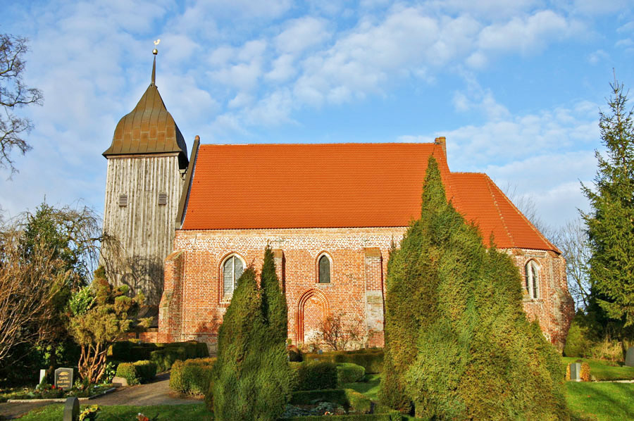 St. Laurentiuskirche Zudar 2005